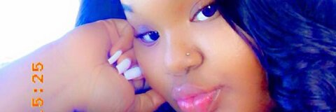 Header of amourdimplesss