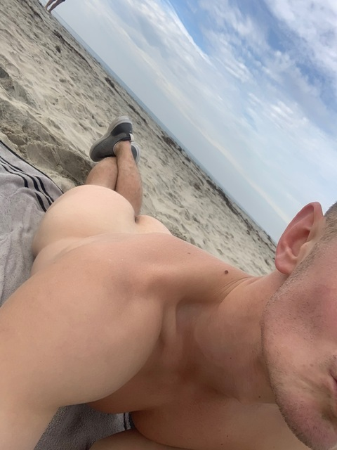 Header of andrewrobertxx