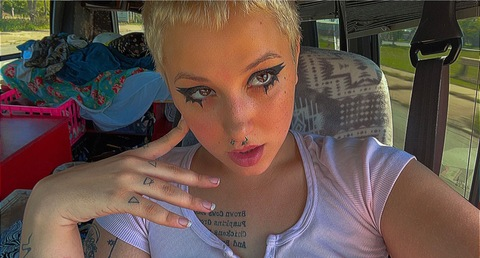 Header of badbabesbuttons