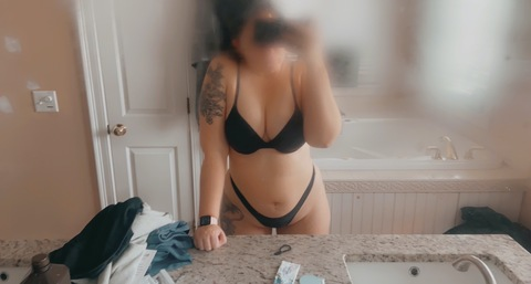 Header of bigbootyjudy_1