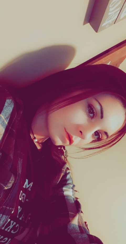 Header of cayy.marie