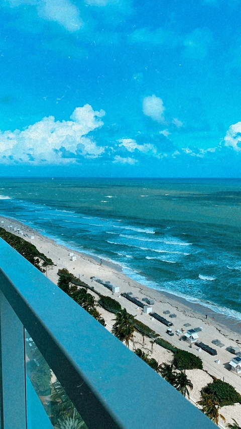 Header of cherrybratxxx