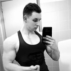 Onlyfans leaks chris97nicoletta 

 profile picture