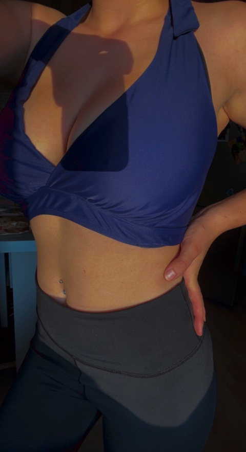 Header of coolesocke42069