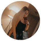 Onlyfans leak cryyystal_nicole 

 profile picture