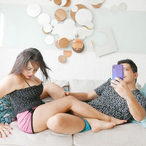 Header of cuckold_coupleb