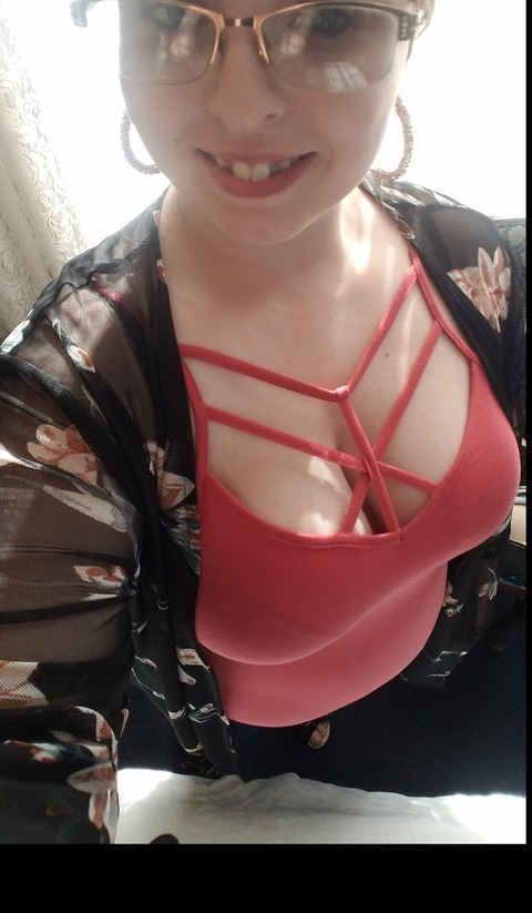 Header of curvybabykay