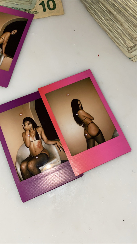 Header of cydneyslade