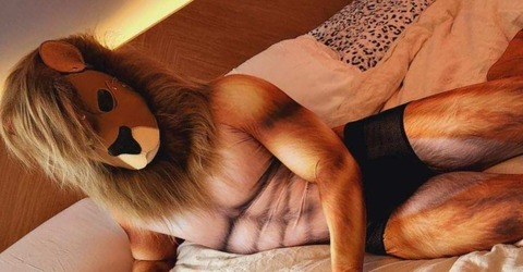 Header of damienthelion