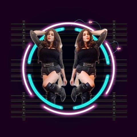 Header of dee_valentinee