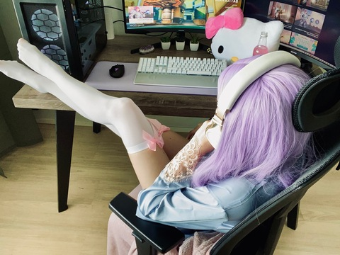 Header of elisabetuwufree