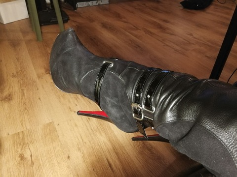 Header of emma-novak