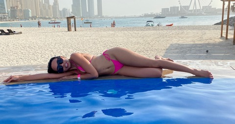 Header of estellaqos