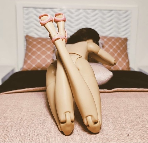 Header of hatziridominguez