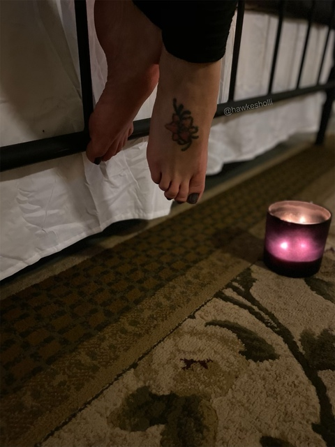 Header of hawkesholli