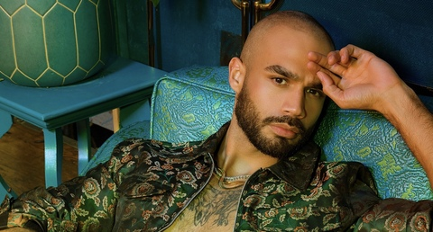 Header of heartthrobrobb