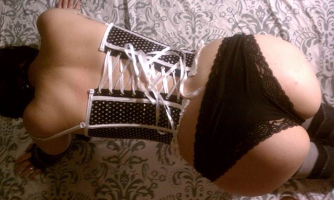 Header of hotwifegoddess