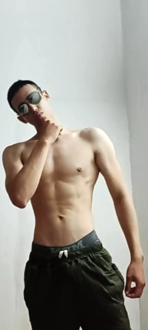 Header of iamwhateveriam_10