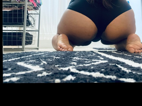 Header of islandmamas