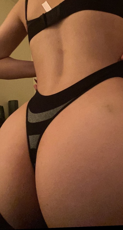 Header of its0nly0pal