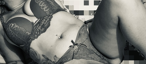 Header of juicy_tits33