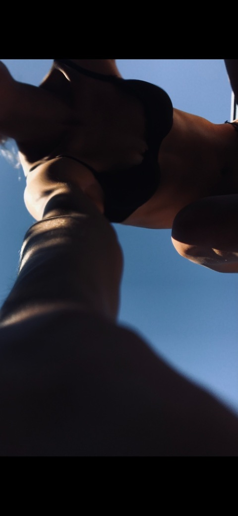 Header of jules00810