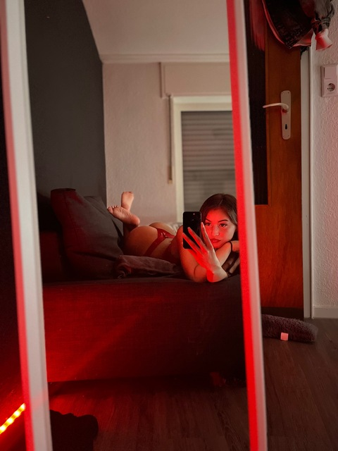 Header of juliaaa.cgn