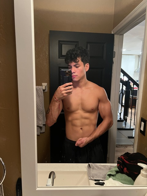 Header of julianjaravip