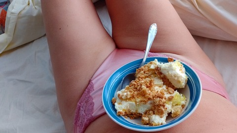 Header of justlikesophialoren