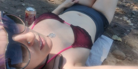 Header of kandi.herbgirly