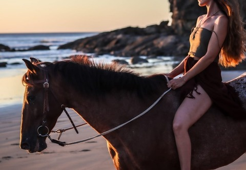 Header of katyafleur