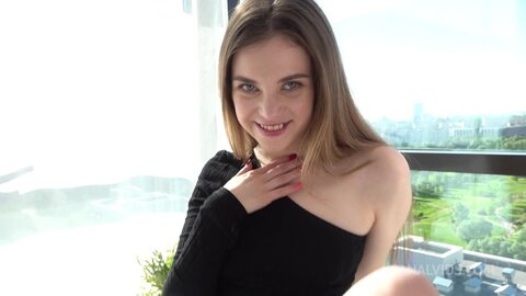 Header of labellagray