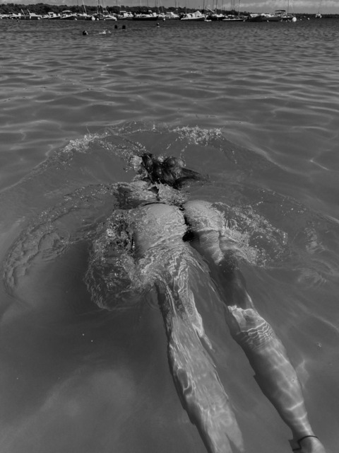 Header of lalishearts.life