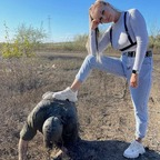 Licking girls feet (@lickinggirlsfeet) Leaks OnlyFans 

 profile picture