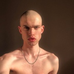 Lilbee (lil_bee666) Leaked OnlyFans 

 profile picture