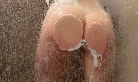 Header of littlecapricewithlove