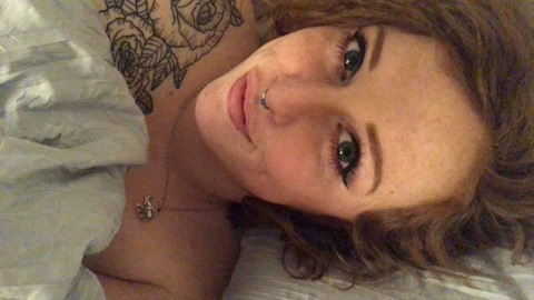 Header of lonelylovelylily