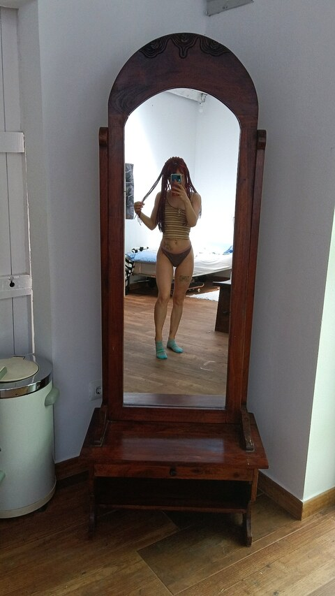 Header of lunalunatikafree