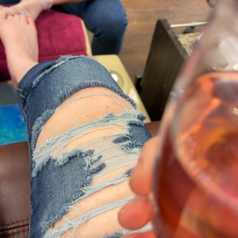 Header of mamatentoesdown