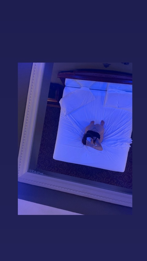 Header of marianlopezzz