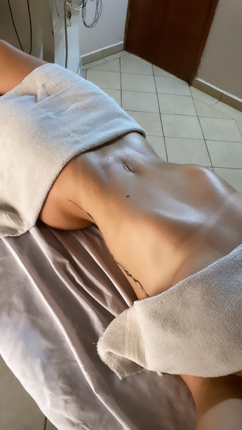 Header of merry-gavilan