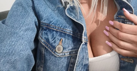 Header of mia.onlyfans.love