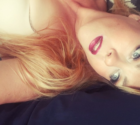 Header of michelleswallows