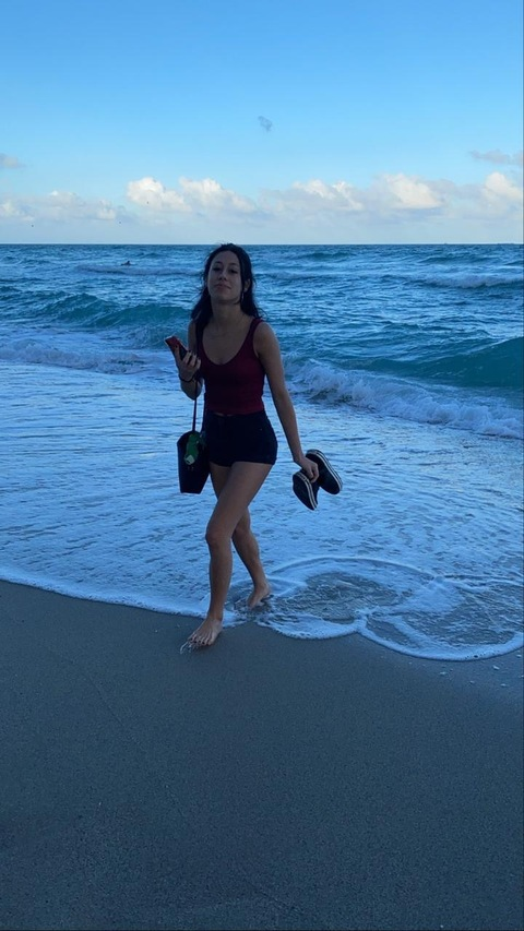 Header of nataliescutefeet42