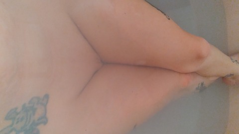 Header of nichole89