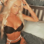 Nicole99. (nikkilovv) Leak OnlyFans 

 profile picture