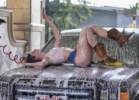 Header of officialkieravbyrne