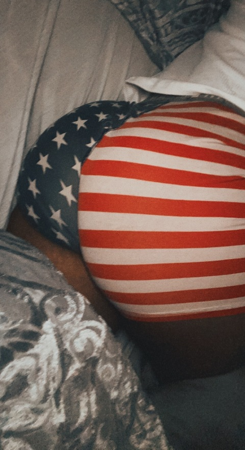 Header of onlyfans24300