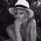 Download onlysimonafans OnlyFans content for free 

 profile picture