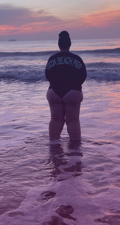 Header of peachyshea